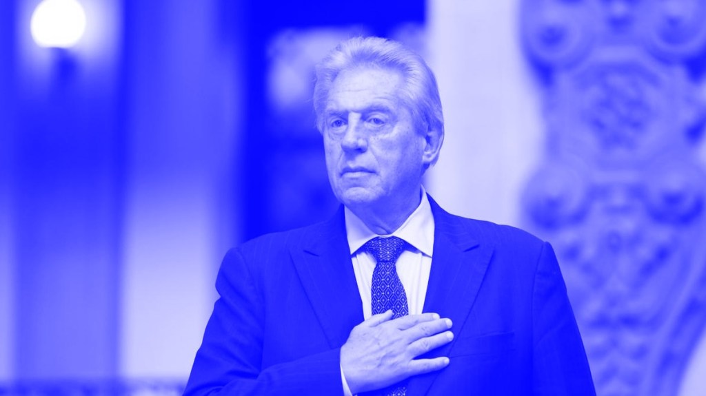 Unveiling Leadership Insights: A Review of “What Successful People Know About Leadership” by John C.&nbsp;Maxwell