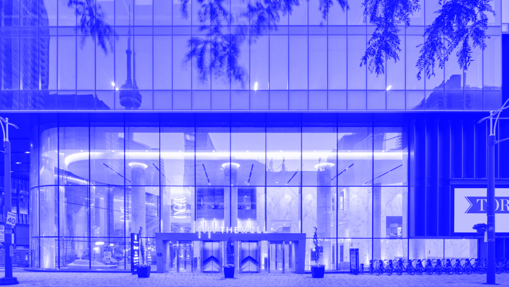 Navigating Management Evolution: The Value of Staying Updated on Latest Trends and&nbsp;Research